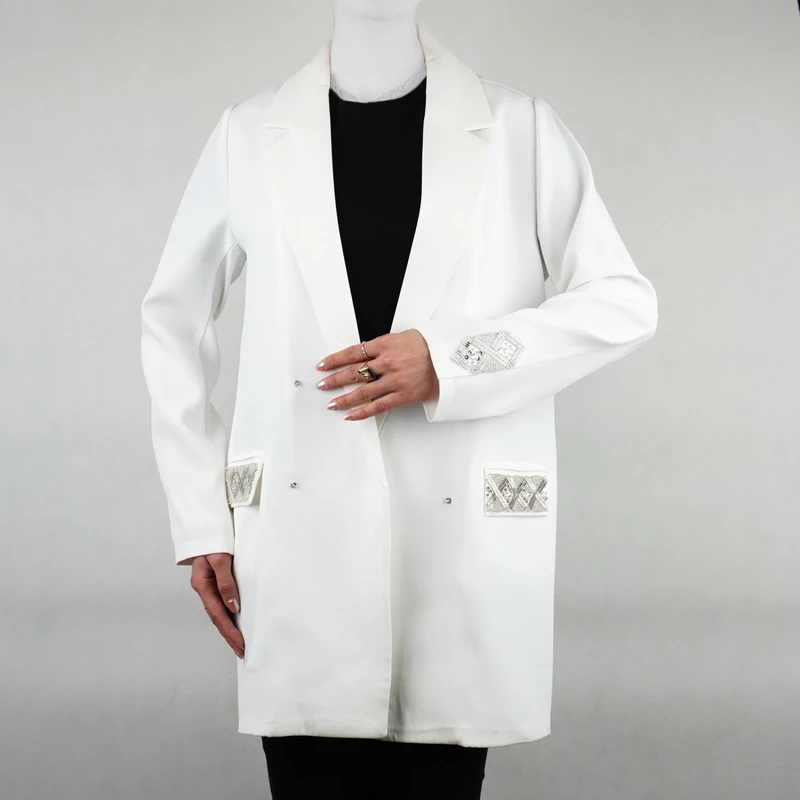 کت زنانه یقه انگلیسی جیب و آستین طرح دار