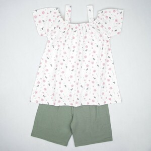 ست دخترانه تیشرت شلوار طرح گل و برگ