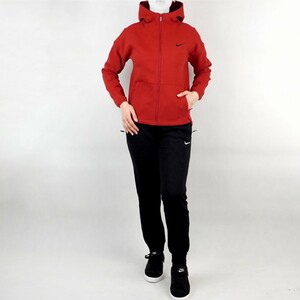 ست ورزشی زنانه نایک