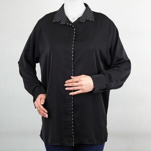 شومیز زنانه یقه خال خالی نیزل