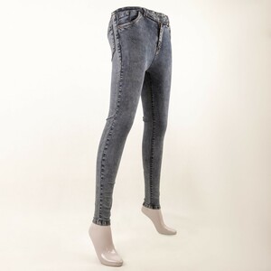 شلوار جین زنانه