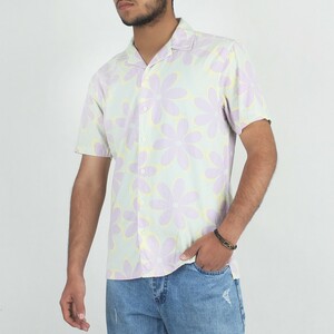 پیراهن گل دار مردانه