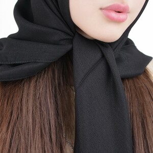 روسری زنانه حریر شاین دار