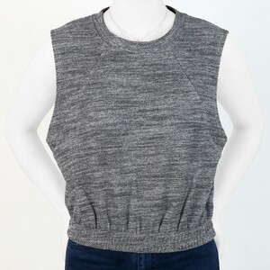 کراپ زنانه کشی adora