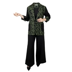 کت و شلوار گل دوزی18263