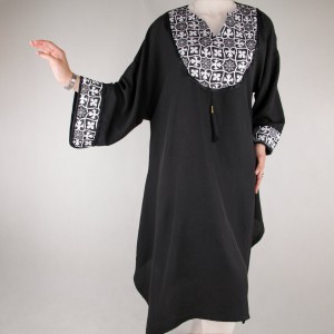 کفتان یقه هفتی طرح گل مشکی زنانه