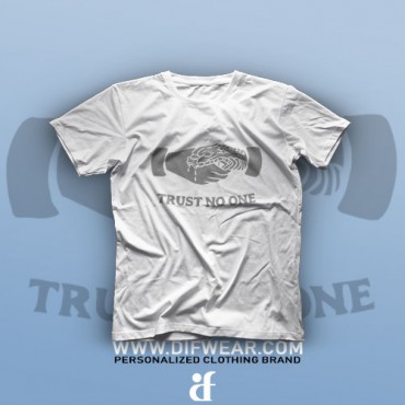 تیشرت Trust No One