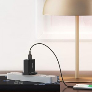 شارژر دیواری انکر PowerPort+1 مدل A2013 توان 18 وات
