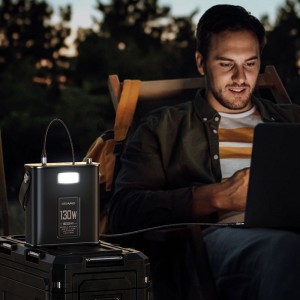 پاوربانک یوسمز مدل CD196 ظرفیت 80000 میلی آمپر توان 130 وات