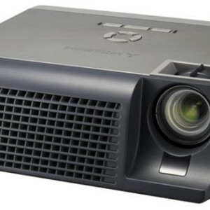 ویدئو پروژکتور استوک میتسوبیشی Mitsubishi XD206U