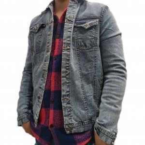 کاپشن لی خارجی