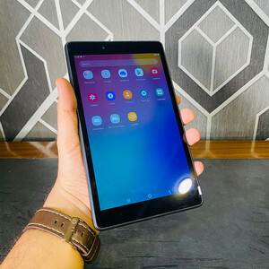 تبلت ۸ اینچ سامسونگ مدل Tab A 8.0 ظرفیت 32 گیگابایت و رم 2 گیگابایت