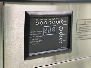 تعمیر انواع دستگاه یخ ساز خارجی و ایرانی در سراسر ایران .