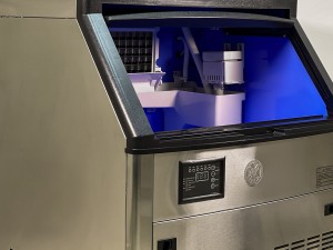 تعمیر انواع دستگاه یخ ساز خارجی و ایرانی در سراسر ایران .