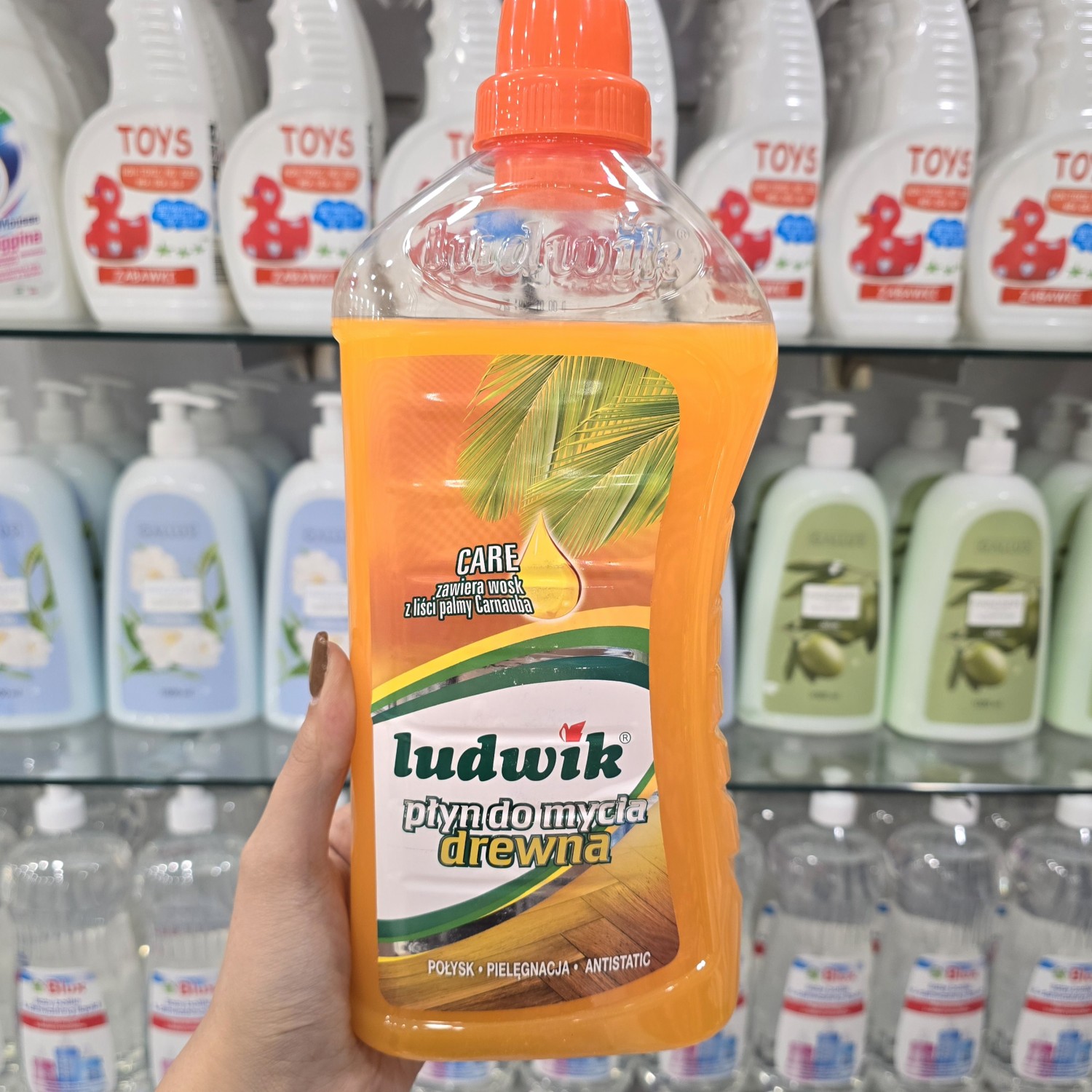 مایع تمیز کننده سطوح چوبی و پارکت لودویک Ludwik با رایحه مرکبات