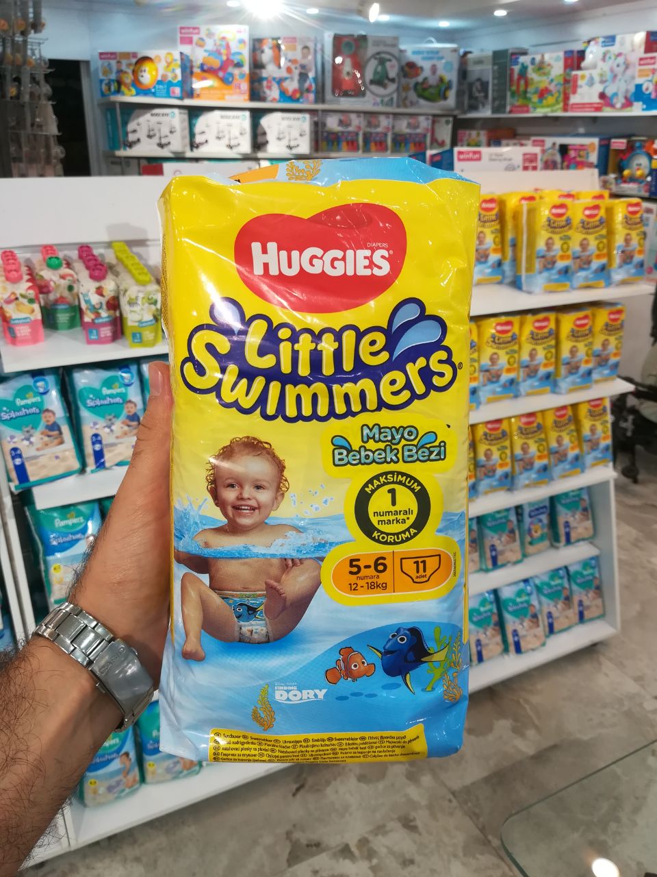 پوشک استخری هاگیز Huggies