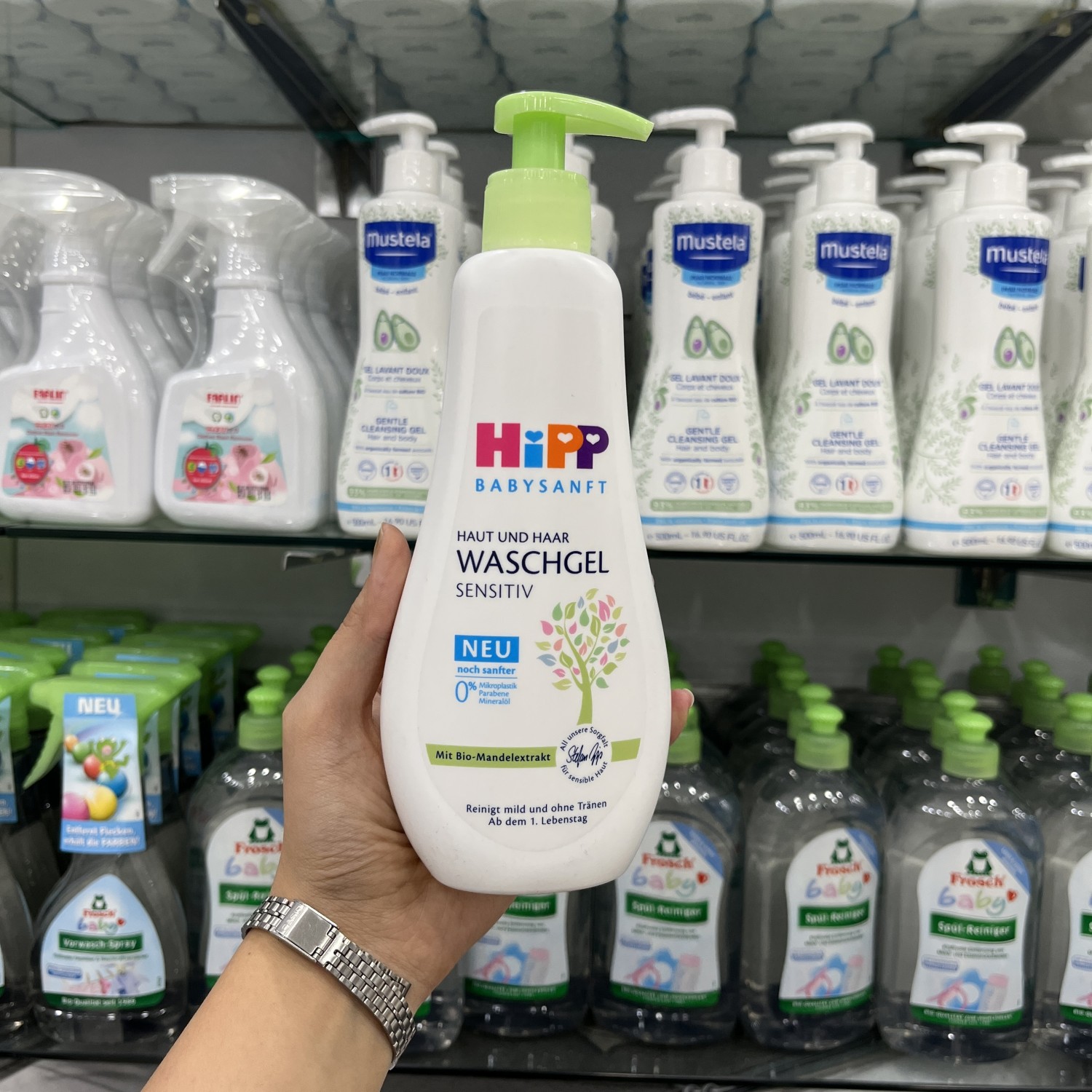 شامپو سر و بدن 400 میل هیپ Hipp مدل sensitive