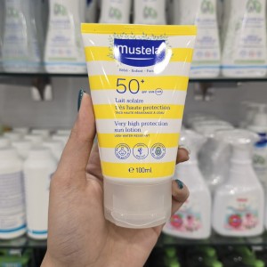 لوسیون ضد آفتاب با قدرت محافظت بالا 100 میل ماستلا Mustela