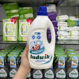 مایع لباس کودک ضد حساسیت لودویک Ludwik  حجم 1.5 لیتری