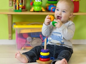 اسباب بازی برای کودک یکساله (دوازده ماهه)