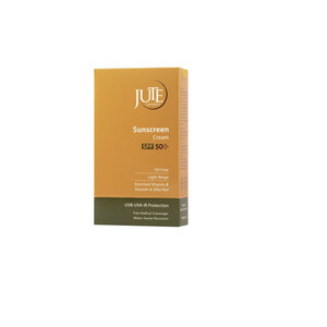 کرم ضد آفتاب رنگی ژوت، SPF 50، مناسب انواع پوست با تنالیته روشن و حجم 40 میلی‌لیتر، ضد آب، محافظت‌کننده در برابر اشعه‌های UVA و UVB، دارای فرمولاسیون فاقد چربی و ویتامین E، با ماندگاری 2 ساعته
