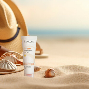 کرم ضدآفتاب بی‌رنگ سی گل SPF60 مدل SUNPRO مناسب انواع پوست، حجم 50 میلی‌لیتر