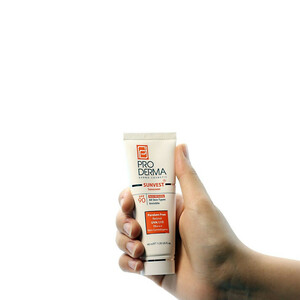 کرم ضدآفتاب و ضدچروک پرودرما مدل SPF90، حجم 40 میلی‌لیتر