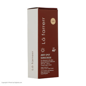 کرم ضدآفتاب و ضدلک رنگی لافارر مدل SPF40-Light، مناسب پوست‌های خشک و معمولی، حجم 40 میلی‌لیتر