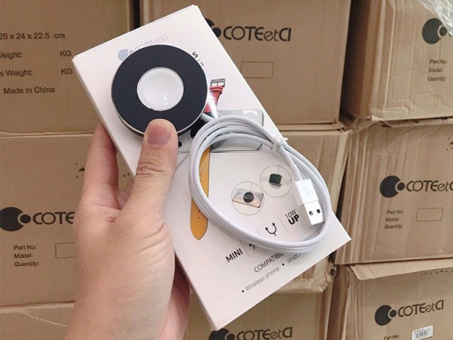 شارژر بی سیم دو کاره کوتچی مدل WS-17 Mini 2in1 مناسب برای شارژ گوشی و اپل واچ