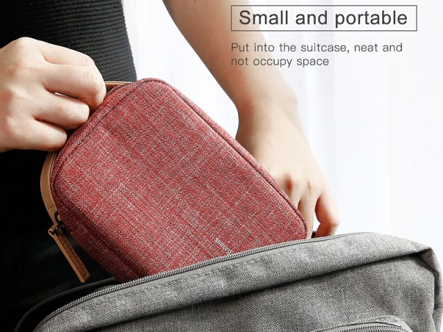 کیف دستی ضد آب بیسوس مدل Easy-going Series Digital Accessories Storage Package Small
