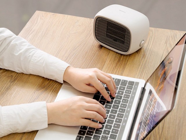 هیتر برقی بیسوس مدل Warm Little White Fan Heater
