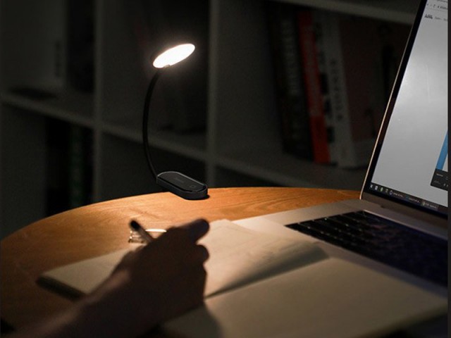چراغ مطالعه بیسوس مدل Comfort Reading Mini Clip Lamp