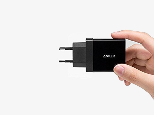 شارژر دیواری فست شارژ انکر مدل A2021 24W 2-Port USB Charger