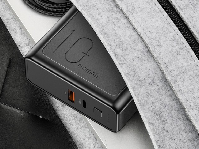 پاور بانک 10000 میلی آمپر و شارژر دیواری فست شارژ راک مدل RMP0412