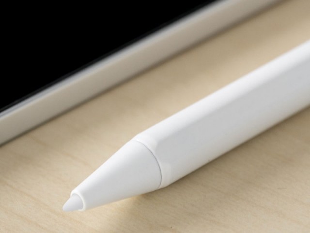 قلم لمسی آیپد مومکس مدل TP2W One Link Active Stylus Pen For iPad