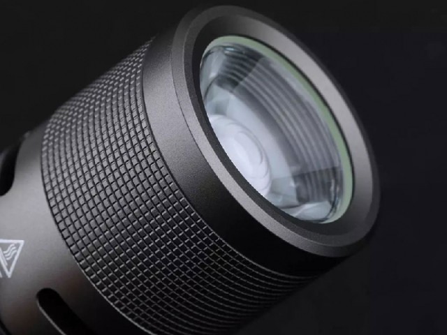 چراغ قوه و پاوربانک چندکاره شیائومی مدل NexTool Outdoor 6 in 1 Thunder Flashlight NE20030