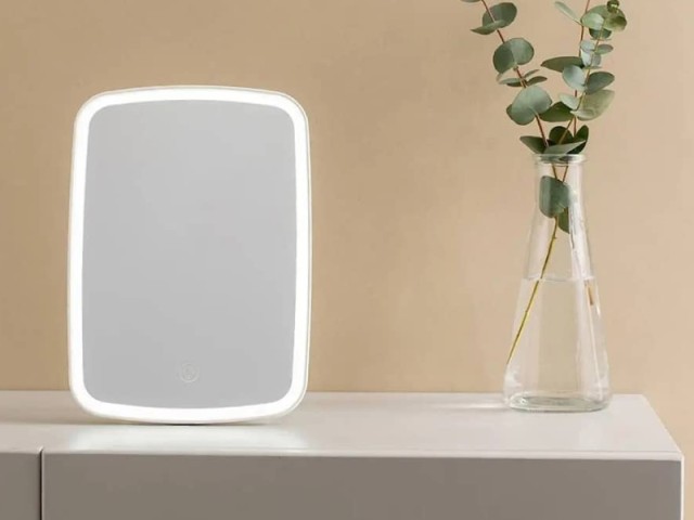 آینه آرایشی چراغ دار شیائومی مدل LED Lighted Makeup Mirror NV026