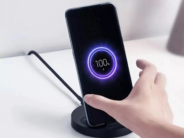 استند شارژر وایرلس شیائومی مدل Mi 20W Wireless Charging Stand WPC02ZM