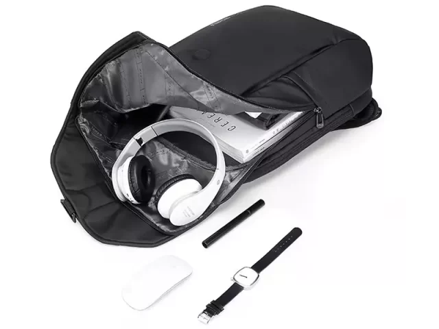 کوله پشتی لپ تاپ ضد آب  USB دار بنج مدل  BG-2575 مناسب برای لپ تاپ 15.6 اینچی