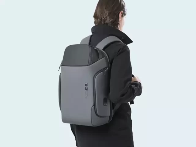 کوله پشتی حرفه‌ای ضد آب لپ تاپ USB دار بنج مدل  BG-7277 مناسب برای لپ تاپ 15.6 اینچی