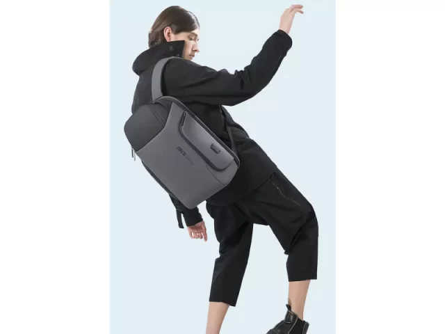 کوله پشتی حرفه‌ای ضد آب لپ تاپ USB دار بنج مدل  BG-7277 مناسب برای لپ تاپ 15.6 اینچی