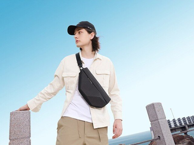 کیف قفسه سینه ضد سرقت بنج مدل BG-7502 Anti Theft Expandable Chest Bag مناسب برای تبلت 8 اینچی