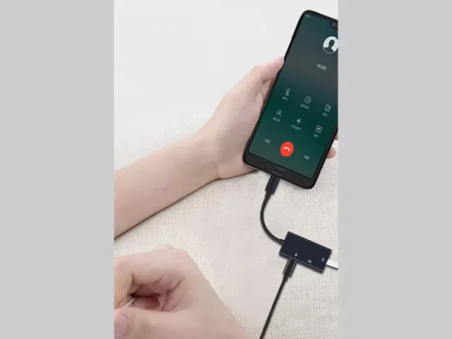 مبدل تایپ سی به تایپ سی و درگاه صدا ویوو مدل LT02 PRO