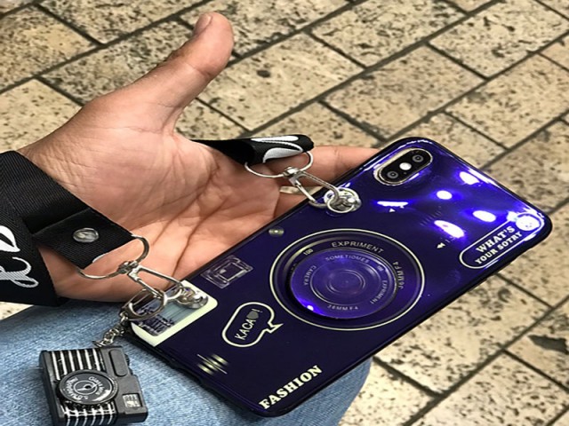 کاور مدل دوربین همراه با پاپ سوکت مناسب برای گوشی موبایل آیفون 6