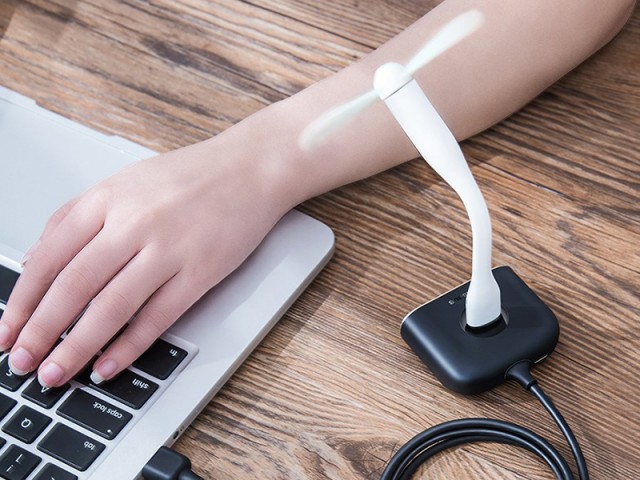 هاب و شارژر 4 پورت بیسوس مدل Square Round 4 IN 1 USB Hub Adapter