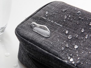 کیف دستی ضد آب بیسوس مدل Easy-going Series Digital Accessories Storage Package Small