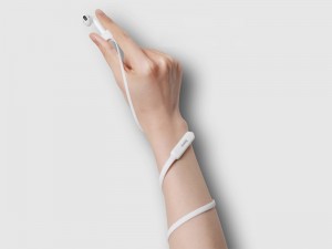 بند اسپرتی ایرپاد بیسوس مدل Sports Collared Silicone Hanging Sleeve