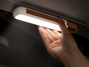 چراغ اضطراری خورشیدی داخل خودرو بیسوس Solar Emergency Car Flashlight CRYJD01-01