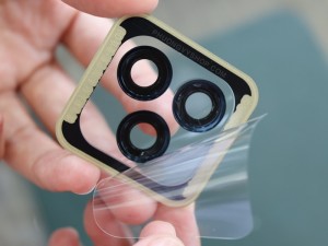 محافظ لنز دوربین توتو مدل Accurate Hole Position مناسب برای گوشی iPhone 12 Pro/12 Pro Max