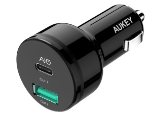 شارژر فندکی فست شارژ آکی مدل CC-Y9